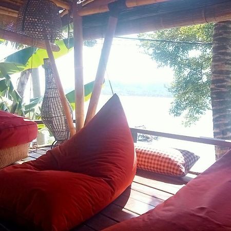 Tanjungan Hotel Gili Gede Buitenkant foto