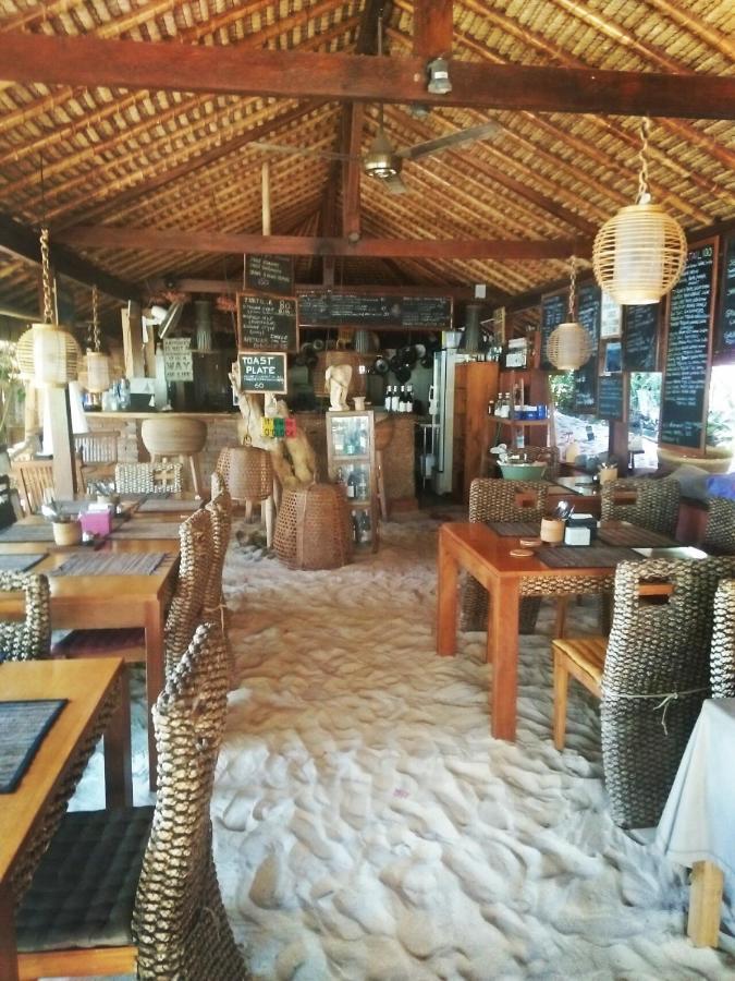Tanjungan Hotel Gili Gede Buitenkant foto