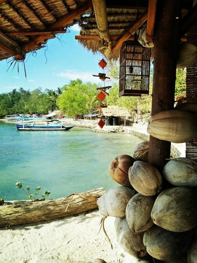 Tanjungan Hotel Gili Gede Buitenkant foto