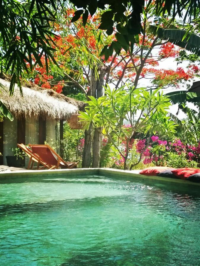 Tanjungan Hotel Gili Gede Buitenkant foto