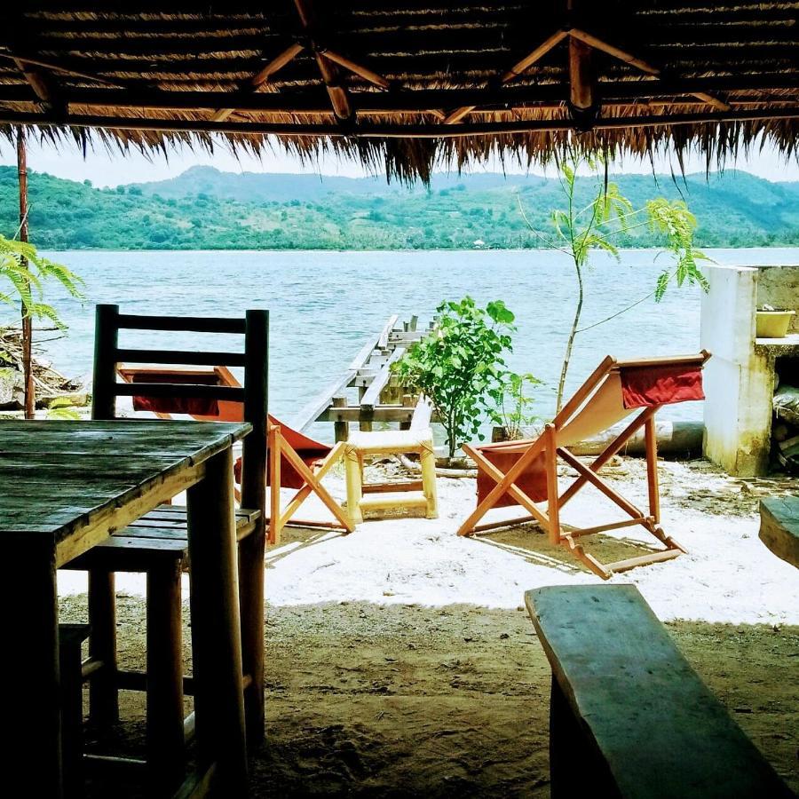 Tanjungan Hotel Gili Gede Buitenkant foto