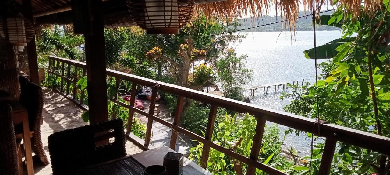 Tanjungan Hotel Gili Gede Buitenkant foto
