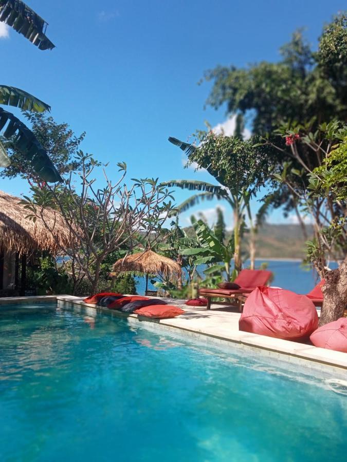 Tanjungan Hotel Gili Gede Buitenkant foto